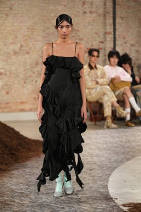 Milano Fashion Week - Women F W 26-27 Moschino fashion show Catwalk Milan, Italy Milano Fashion Week - Women F W 26-27 Moschino fashion show Catwalk Milan, Italy 27th February 2026 SGPItalia id 134549_002 * Not Exclusive  Copyright: xMarcoxErbax