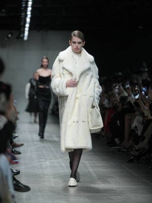 Milan, Milan Women s Fashion Week: Fall Winter 2026 27 - Women s Fashion, Fall Winter 2026 27 - Ermanno Scervino fashion show - catwalk in the photo: model  Copyright: xRiccardoxGiordanox xipa-agency.netx xRiccardoxGIordanox IPA_Agency_IPA72145207
