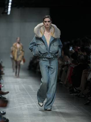 Milan, Milan Women s Fashion Week: Fall Winter 2026 27 - Women s Fashion, Fall Winter 2026 27 - Ermanno Scervino fashion show - catwalk in the photo: model  Copyright: xRiccardoxGiordanox xipa-agency.netx xRiccardoxGIordanox IPA_Agency_IPA72145458