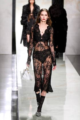 Milan, Milan Women s Fashion Week Fall Winter 2026 2027 - Dolce & Gabbana Fashion Show - Catwalk - Pictured: models on the catwalk  Copyright: xMaurizioxMaulex xipa-agency.netx xMaurizioxMaulex IPA_Agency_IPA72155379