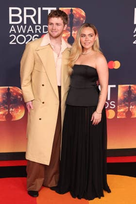 Celebrities attend The BRIT Awards 2026 at Co-op Live in Manchester, England Featuring: Alex Warren, Kouvr Annon Where: Manchester, United Kingdom When: 28 Feb 2026 Credit: Alex Cropper Cover Images EDITORIAL USE ONLY. NOT FOR USE BY NEWSPAPERS BASED IN THE UK. Copyright: xx coverimg55514868