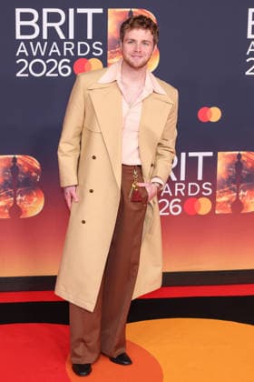 Celebrities attend The BRIT Awards 2026 at Co-op Live in Manchester, England Featuring: Alex Warren Where: Manchester, United Kingdom When: 28 Feb 2026 Credit: Alex Cropper Cover Images EDITORIAL USE ONLY. NOT FOR USE BY NEWSPAPERS BASED IN THE UK. Copyright: xx coverimg55514869