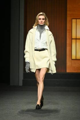 Milan, Milan Women s Fashion Week Fall Winter 2026 27 - Women s Fashion, Fall Winter 2026 27 - Luisa Spagnoli fashion show - catwalk in the photo: model  Copyright: xSimonaxChiocciax xipa-agency.netx xFotosickix IPA_Agency_IPA72167777