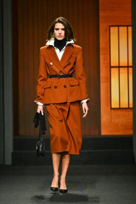 Milan, Milan Women s Fashion Week Fall Winter 2026 27 - Women s Fashion, Fall Winter 2026 27 - Luisa Spagnoli fashion show - catwalk in the photo: model  Copyright: xSimonaxChiocciax xipa-agency.netx xFotosickix IPA_Agency_IPA72167789