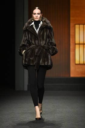 Milan, Milan Women s Fashion Week Fall Winter 2026 27 - Women s Fashion, Fall Winter 2026 27 - Luisa Spagnoli fashion show - catwalk in the photo: model  Copyright: xSimonaxChiocciax xipa-agency.netx xFotosickix IPA_Agency_IPA72167883