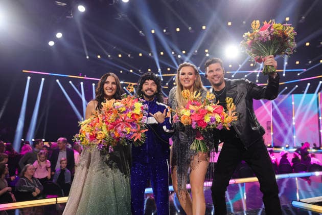 SUNDSVALL, SWEDEN 20260228 Finalists Meira Omar through the final qualifying round, Lilla Al Fadji Felipe Fille Leiva Wenger, Sanna Nielsen and Robin Bengtsson through the final qualifying round on stage after round 5 of Melodifestivalen 2026 in Gärdehov Arena in Sundsvall SUNDSVALL SWEDEN x11900x  Copyright: xPärxBäckström TTx MELODIFESTIVALEN 2026 SUNDSVALL 0urL-v0Hv9E