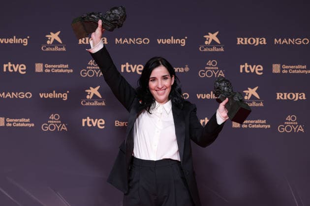 40th Goya Cinema awards in Barcelona ??????????????BARCELONA, SPAIN - FEBRUARY 28: Alauda Ruiz de Azœa, Best Director for Los Domingos, poses with her statuette during The 40th Goya Awards ceremony in Barcelona, Spain on February 28, 2026. Adria Puig Anadolu Barcelona Spain. Editorial use only. Please get in touch for any other usage.  Copyright: x2026xAnadoluxAdriaxPuigx