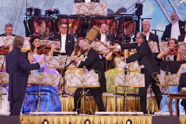 28 02 2026, AndrŽ Rieu, violinist, in concert with orchestra live in the Uber Arena, Berlin, Waltz, Berlin