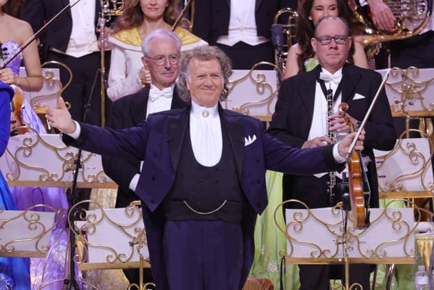 28 02 2026, AndrŽ Rieu, violinist, in concert with orchestra live in the Uber Arena, Berlin, Waltz, Berlin