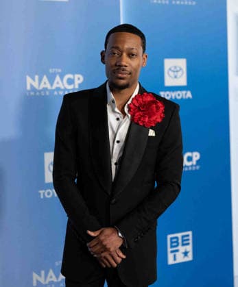 February 28, 2026, Pasadena, Califorina, United States: Tyler James Williams arrives on the red carpet of the 57th NAACP Image Awards at the Pasadena Convention Center in Pasadena California on February 28th 2026. Pasadena United States  - ZUMAt169 20260228_zep_t169_014 Copyright: xConnorxTerryx