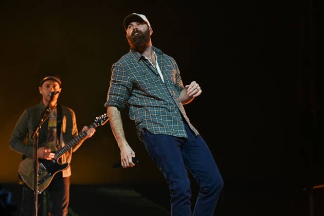 Jordan Davis performing at OVO Arena, in London LONDON, ENGLAND - FEBRUARY 28: Jordan Davis performing at OVO Arena, Wembley on February 28, 2026 in London, England. CAP MAR MAR Great Britain Copyright: xMartinxHarris CapitalxPicturesx
