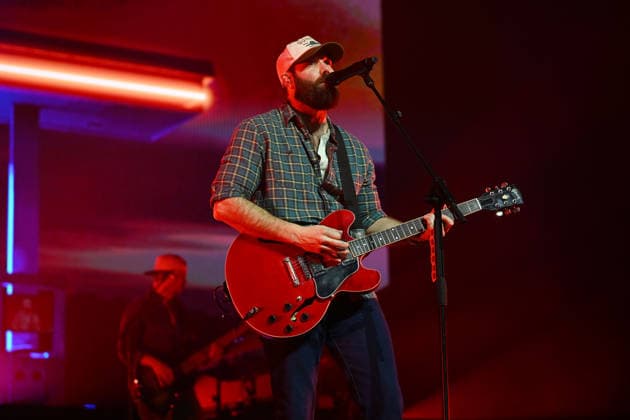 Jordan Davis performing at OVO Arena, in London LONDON, ENGLAND - FEBRUARY 28: Jordan Davis performing at OVO Arena, Wembley on February 28, 2026 in London, England. CAP MAR MAR Great Britain Copyright: xMartinxHarris CapitalxPicturesx