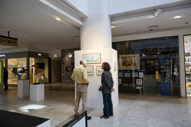 FLECHA Madrid 2026 Works exhibited during the celebration of the fair FLECHA Madrid 2026, in the Arturo Soria Plaza Shopping Center, on March 1, 2026, in Madrid Spain More than 50 national and international artists with about 500 works of different techniques take part in this edition of FLECHA, the Fair of Liberation of Commercial Spaces Towards Art, which in 2026 celebrates its 36th edition The main objective of FLECHA is to bring the work of contemporary artists to the general public through an accessible exhibition, transferring the works of conventional art galleries to a place like the Arturo Soria Plaza Shopping Center 01 MARCH 2026 ART EXHIBITION COMMERCIAL CENTER Jesús Hellí Madrid Madrid Espana  Copyright: xJesusxHellinx 7329190