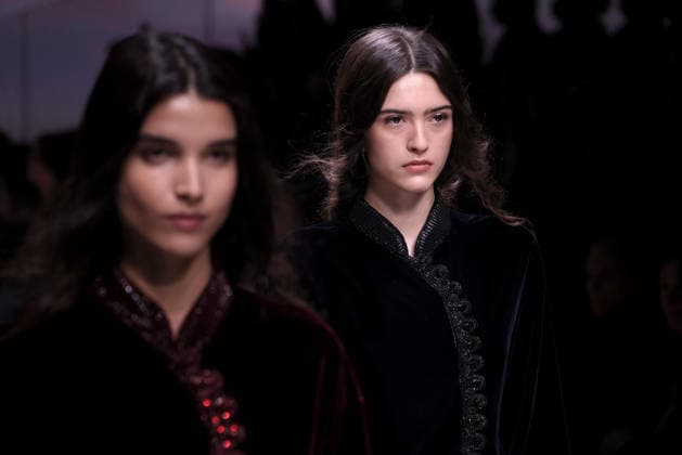 March 1, 2026, Milan, MILAN: A model presents a creation of Italian label Giorgio Armani from the Fall Winter 2026 2027 collection at the Milan Fashion Week, in Milan, Italy, 1 March 2026. Milan Fashion Week runs from 24 Frebruary to 2 March 2026. .ANSA MATTEO BAZZI. Milan MILAN  - ZUMAa110 20260301_zaf_a110_102 Copyright: xMatteoxBazzix