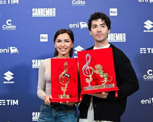 Sanremo, 76th Italian Song Festival - photocall winners 2026 In the photo: Serena Brancale wins the Lucio Dalla Press Room Award, Fulminacci with the won the Mia Martini Critics Award  Copyright: xManuelexMangiarottix xipa-agency.netx xManuelexMangiarottix IPA_Agency_IPA72211340