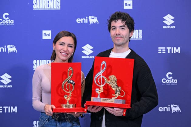 March 1, 2026, Sanremo, Rome, Italia: Fulminacci (R) poses with the Mia Martini Critics award, and Italian singer Serena Brancale (L) poses with the Sala Stampa Lucio Dalla award during a photocall at the 76th Sanremo Italian Song Festival, Sanremo, Italy, 01 March 2026. The 76th Sanremo Italian Song Festival started on 24 February and concluded on the evening of 28 February 2026.....1 Mar 2026 Sanremo Italia  - ZUMAa289 20260301_zia_a289_254 Copyright: xMariaxLauraxAntonellix