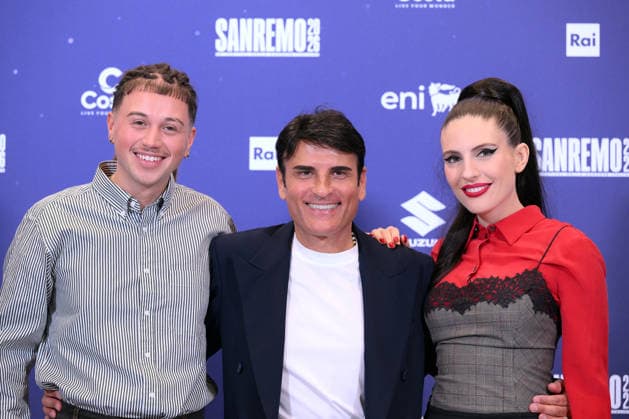 March 1, 2026, Sanremo, Rome, Italia: Third-place Italian Ditonellapiaga (R), second-place Italian singer Sayf (L), and the winner of the festival, Italian singer Sal Da Vinci (C), pose during a photocall at the 76th Sanremo Italian Song Festival, Sanremo, Italy, 01 March 2026. The 76th Sanremo Italian Song Festival started on 24 February and concluded on the evening of 28 February 2026.....1 Mar 2026 Sanremo Italia - ZUMAa289 20260301_zia_a289_292 Copyright: xMariaxLauraxAntonellix