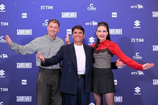 March 1, 2026, Sanremo, Rome, Italia: Third-place Italian Ditonellapiaga (R), second-place Italian singer Sayf (L), and the winner of the festival, Italian singer Sal Da Vinci (C), pose during a photocall at the 76th Sanremo Italian Song Festival, Sanremo, Italy, 01 March 2026. The 76th Sanremo Italian Song Festival started on 24 February and concluded on the evening of 28 February 2026.....1 Mar 2026 Sanremo Italia - ZUMAa289 20260301_zia_a289_293 Copyright: xMariaxLauraxAntonellix