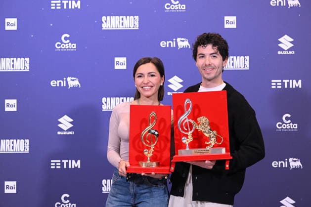March 1, 2026, Sanremo, Rome, Italia: Fulminacci (R) poses with the Mia Martini Critics award, and Italian singer Serena Brancale (L) poses with the Sala Stampa Lucio Dalla award during a photocall at the 76th Sanremo Italian Song Festival, Sanremo, Italy, 01 March 2026. The 76th Sanremo Italian Song Festival started on 24 February and concluded on the evening of 28 February 2026.....1 Mar 2026 Sanremo Italia  - ZUMAa289 20260301_zia_a289_305 Copyright: xMariaxLauraxAntonellix