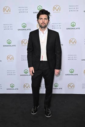 Adam Scott at the 37th Producers Guild Awards 2026 at the Fairmont Century Plaza Los Angeles Hotel, 28 02 2026 Foto:xD.xStarbuckx xFuturexImagex pga_6217
