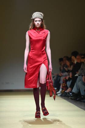Milan, Milan Women s Fashion Week Fall Winter 2026 27 - Women s Fashion, Fall Winter 2026 27 - HUI fashion show - catwalk in the photo: model  Copyright: xSimonaxChiocciax xipa-agency.netx xFotosickix IPA_Agency_IPA72215900