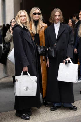 ARMANI - Guest arrivals - Milan Fashion Week - Womenswear Fall Winter 2026 2027 MILAN, ITALY - FEBRUARY 28: models arrives to Armani fashion show during the Milan Womenswear Fall Winter 2026 2027 Fashion Week on March1st, 2026 in Milan, Italy. Photo by Marco Piovanotto Abacapress.com  Copyright: xPiovanottoxMarco ABACAx