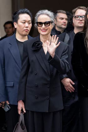 ARMANI - Guest arrivals - Milan Fashion Week - Womenswear Fall Winter 2026 2027 MILAN, ITALY - FEBRUARY 28: Andie MacDowell arrives to Armani fashion show during the Milan Womenswear Fall Winter 2026 2027 Fashion Week on March1st, 2026 in Milan, Italy. Photo by Marco Piovanotto Abacapress.com  Copyright: xPiovanottoxMarco ABACAx