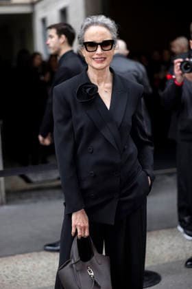 ARMANI - Guest arrivals - Milan Fashion Week - Womenswear Fall Winter 2026 2027 MILAN, ITALY - FEBRUARY 28: Andie MacDowell arrives to Armani fashion show during the Milan Womenswear Fall Winter 2026 2027 Fashion Week on March1st, 2026 in Milan, Italy. Photo by Marco Piovanotto Abacapress.com  Copyright: xPiovanottoxMarco ABACAx