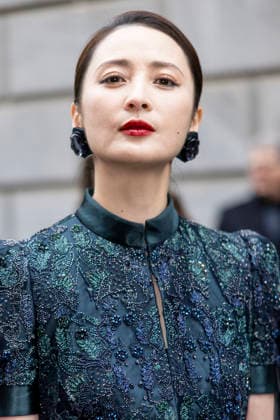 ARMANI - Guest arrivals - Milan Fashion Week - Womenswear Fall Winter 2026 2027 MILAN, ITALY - FEBRUARY 28: Jiang Qinqin arrives to Armani fashion show during the Milan Womenswear Fall Winter 2026 2027 Fashion Week on March1st, 2026 in Milan, Italy. Photo by Marco Piovanotto Abacapress.com  Copyright: xPiovanottoxMarco ABACAx
