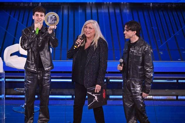 IPP photo felice de martino sanremo 01 03 2026 episode of the broadcast Sunday IN in the photo mara venier with LDA and AKA 7even