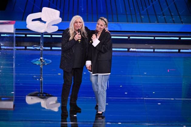 IPP photo felice de martino sanremo 01 03 2026 episode of the broadcast Sunday IN in the photo mara venier with malika ayane