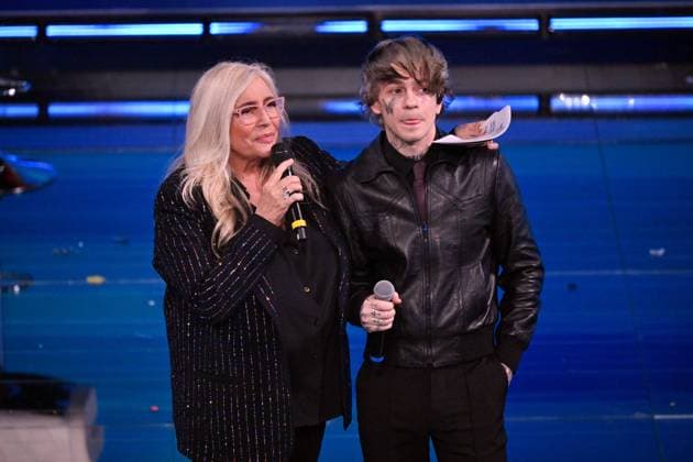 IPP photo felice de martino sanremo 01 03 2026 episode of the broadcast Sunday IN in the photo mara venier with chiello