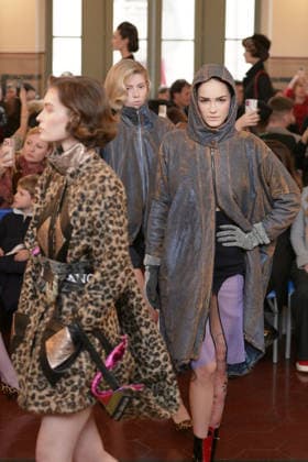 March 1, 2026, Milan, Lombardy, Italy: A model walks the runway during the FRANCESCA LIBERATORE Fall Winter 2026 27 fashion show as part of Milan Women s Fashion Week in Milan on March 1, 2026. Milan Italy  - ZUMAp285 20260301_zep_p285_073 Copyright: xGennaroxPiscopox