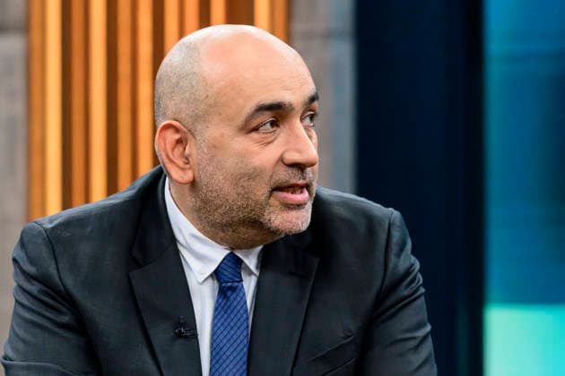 In the picture, from left Omid Nouripour, Vice President of the German Bundestag, Alliance 90 The Greens, GER, Berlin, studio, guest on Caren Miosga s political talk show, TV, format, with presenter, Das Erste, from Adlershof at Studio 20, topic War in the Middle East will the regime in Iran now fall , March 1, 2026 Copyright: HMBxMedia UwexKoch