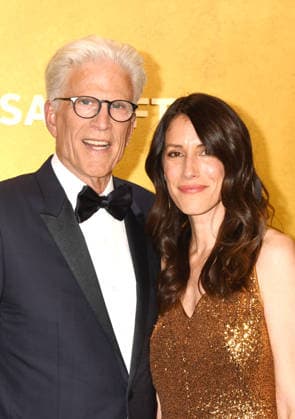 LOS ANGELES, CA - MARCH 1: Ted Danson and Kate Danson at the 32nd Annual Actor Awards Presented by SAG-AFTRA held at the Shrine Auditorium and Expo Hall on March 1, 2026 in Los Angeles, California Copyright: xJeffreyxMayerx