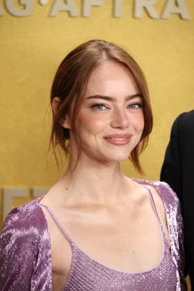 32nd Annual Actor Awards Emma Stone at the 32nd Annual Actor Awards presented by SAG-AFTRA (formerly Screen Actors Guild Awards) held at the Shrine Auditorium and Expo Hall on March 1, 2026 in Los Angeles, California, United States., Credit:Xavier Collin Avalon USA, Los Angeles  Copyright: xXavierxCollinx xAvalonx 1079442731