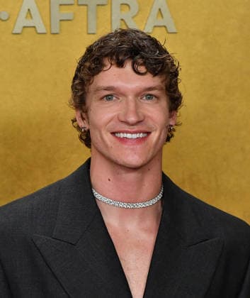 32nd Annual Actor Awards - Arrivals Connor Storrie attends the 32nd Annual Actor Awards at Shrine Auditorium and Expo Hall on March 01, 2026 in Los Angeles, California. Los Angeles Shrine Auditorium California USA Copyright: xFlanigan imageSPACEx