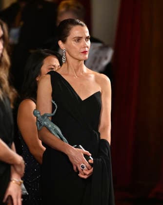 Keri Russell, winner of the Outstanding Performance by a Female Actor in a Drama Series Award for The Diplomat, appears backstage during the 32nd annual SAG Awards held at the Shrine Auditorium in Los Angeles on Sunday, March 1, 2026.  LAP20260301885 JIMxRUYMEN