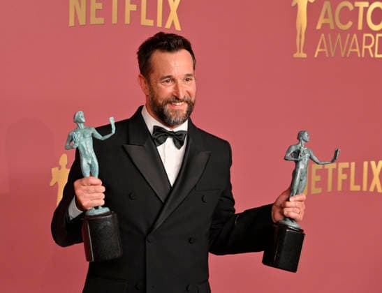 Noah Wyle, winner of the Outstanding Performance by a Male Actor in a Drama Series and Outstanding Performance by an Ensemble in a Drama Series Awards for The Pitt, appears backstage during the 32nd annual SAG Awards held at the Shrine Auditorium in Los Angeles on Sunday, March 1, 2026.  LAP20260301160 JIMxRUYMEN