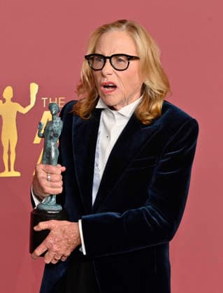 Amy Madigan, winner of the Outstanding Performance by a Female Actor in a Supporting Role award for Weapons, appears backstage during the 32nd annual SAG Awards held at the Shrine Auditorium in Los Angeles on Sunday, March 1, 2026.  LAP20260301174 JIMxRUYMEN