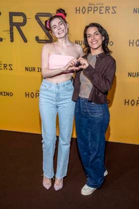 abb Klaudia Giez and Clarissa Correa da Silva on the black carpet at the special screening of Hoppers at Zoo Palast Berlin Sunday 01 03 2026 in Berlin Berlin Germany