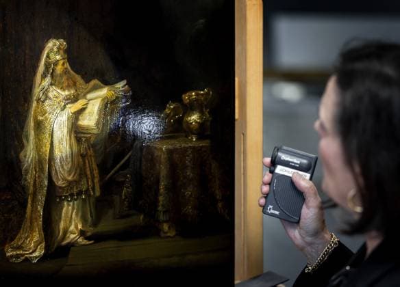 Researchers explain the newly discovered 1633 work The Vision of Zechariah in the Temple by painter Rembrandt van Rijn in the studio building of the Rijksmuseum. KOEN VAN WEEL ANP netherlands out - belgium out  Copyright: xx x552223198x originalFilename: 552223198.jpg