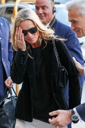 Kate Moss arrives at The Ritz hotel during Paris Fashion Week PFW , France, on March 2, 2026 Julien Sarkissian Bestimage Kate Moss arrives at The Ritz hotel during Paris Fashion Week PFW , France, on March 2, 2026 Paris France  Copyright: xJulienxSarkissianx xBestimagexJulienxSarkissianx xBestimagex