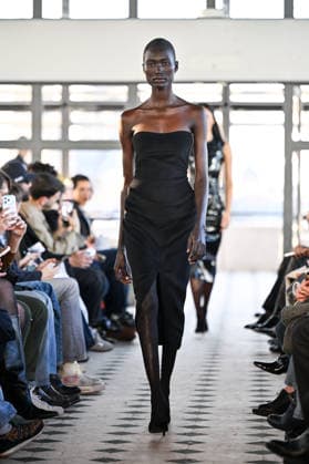 PFW Burc Akyol Runway A model walks the runway at the Burc Akyol show during Fashion Week in Paris, France on March 2, 2026. Photo by Julien Reynaud APS-Medias ABACAPRESS.COM Paris France  Copyright: xReynaudxJulien APS-Medias ABACAx