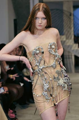PFW - Weinsanto Runway A model walks the runway during the Weinsanto Womenswear Fall Winter 2026-2027 show as part of Paris Fashion Week on March 02, 2026 in Paris, France. Photo by Jana Call me J ABACAPRESS.COM Paris Ile de France France  Copyright: xJanaxCallxmexJ ABACAx