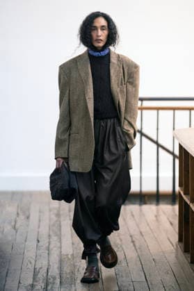 PFW - Vautrait Runway A model walks the runway during the Vautrait Womenswear Fall Winter 2026-2027 show as part of Paris Fashion Week on March 02, 2026 in Paris, France. Photo by Alain Gil Gonzalez ABACAPRESS.COM Paris France  Copyright: xGonzalezxAlain-Gil ABACAx