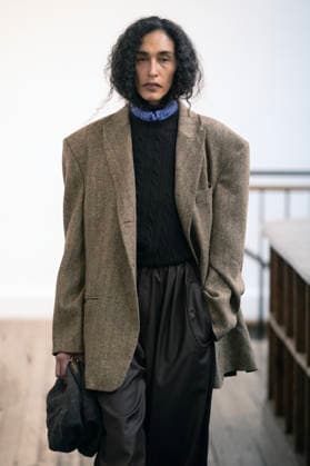 PFW - Vautrait Runway A model walks the runway during the Vautrait Womenswear Fall Winter 2026-2027 show as part of Paris Fashion Week on March 02, 2026 in Paris, France. Photo by Alain Gil Gonzalez ABACAPRESS.COM Paris France  Copyright: xGonzalezxAlain-Gil ABACAx