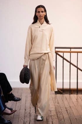 PFW - Vautrait Runway A model walks the runway during the Vautrait Womenswear Fall Winter 2026-2027 show as part of Paris Fashion Week on March 02, 2026 in Paris, France. Photo by Alain Gil Gonzalez ABACAPRESS.COM Paris France  Copyright: xGonzalezxAlain-Gil ABACAx