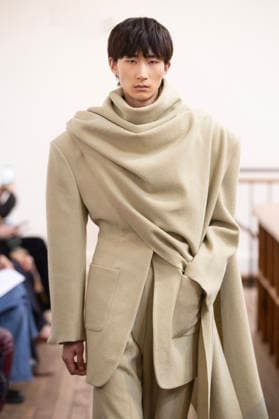 PFW - Vautrait Runway A model walks the runway during the Vautrait Womenswear Fall Winter 2026-2027 show as part of Paris Fashion Week on March 02, 2026 in Paris, France. Photo by Alain Gil Gonzalez ABACAPRESS.COM Paris France  Copyright: xGonzalezxAlain-Gil ABACAx
