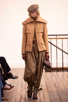 PFW - Vautrait Runway A model walks the runway during the Vautrait Womenswear Fall Winter 2026-2027 show as part of Paris Fashion Week on March 02, 2026 in Paris, France. Photo by Alain Gil Gonzalez ABACAPRESS.COM Paris France  Copyright: xGonzalezxAlain-Gil ABACAx